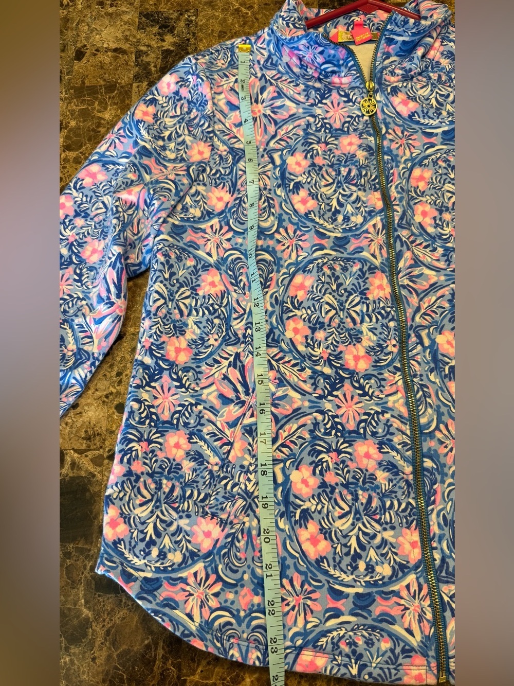 ππ©·Lilly Pulitzer Leona UPF 50+ Zip-Up Jacket| Takin It Easy Print|Size Small π©·π - Picture 7 of 9